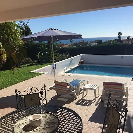 La Tranquilla Pool דירה אסטפונה